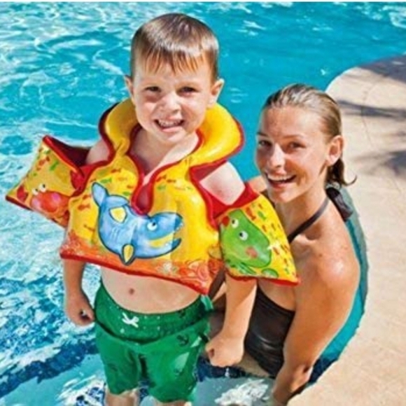 Intex Swim Vest Aqua 26" x 17.5" - Picture 10 of 10